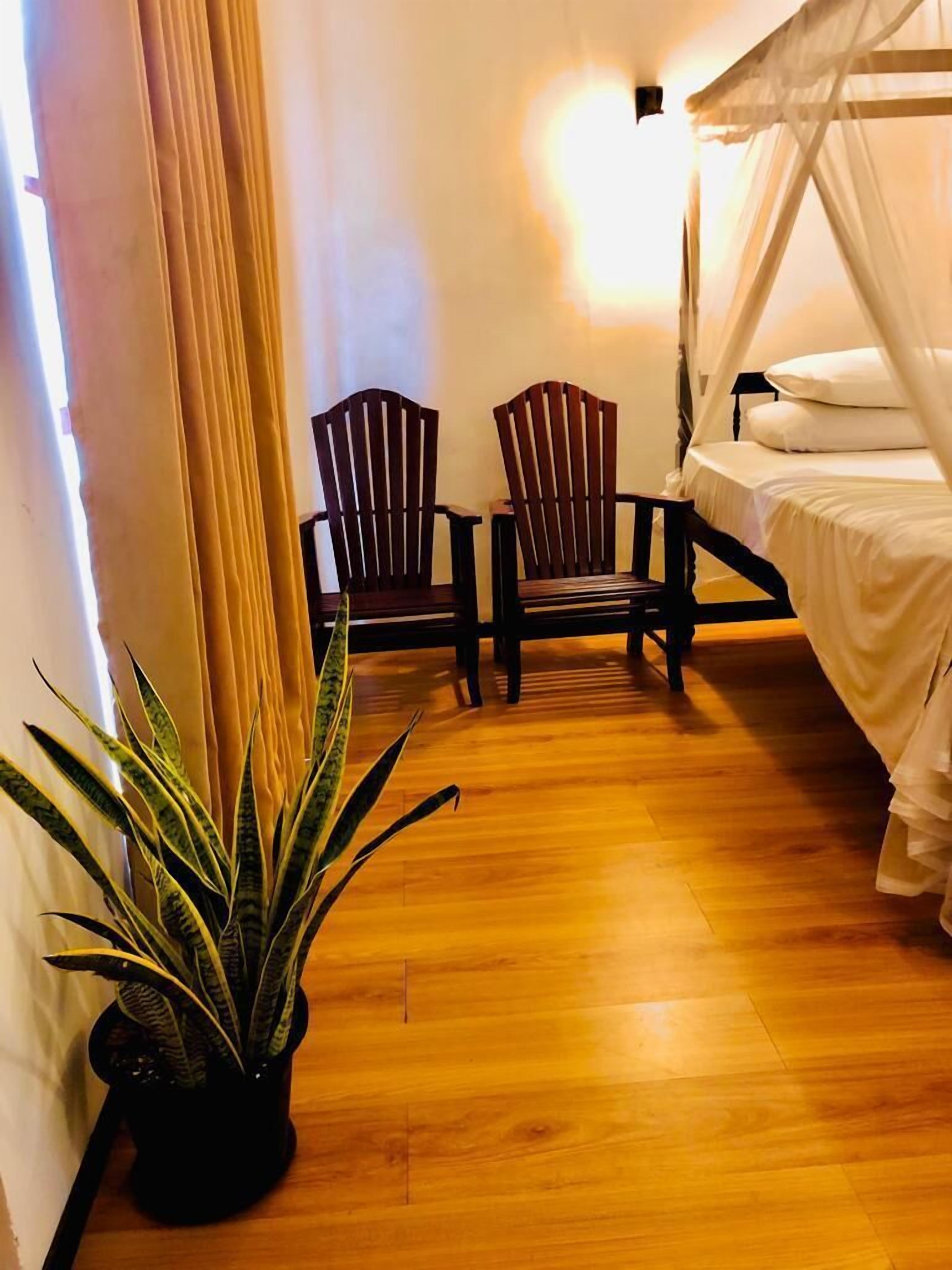 deluxe double room, 1 bedroom | 1 bedroom, premium bedding, minibar, in-room safe