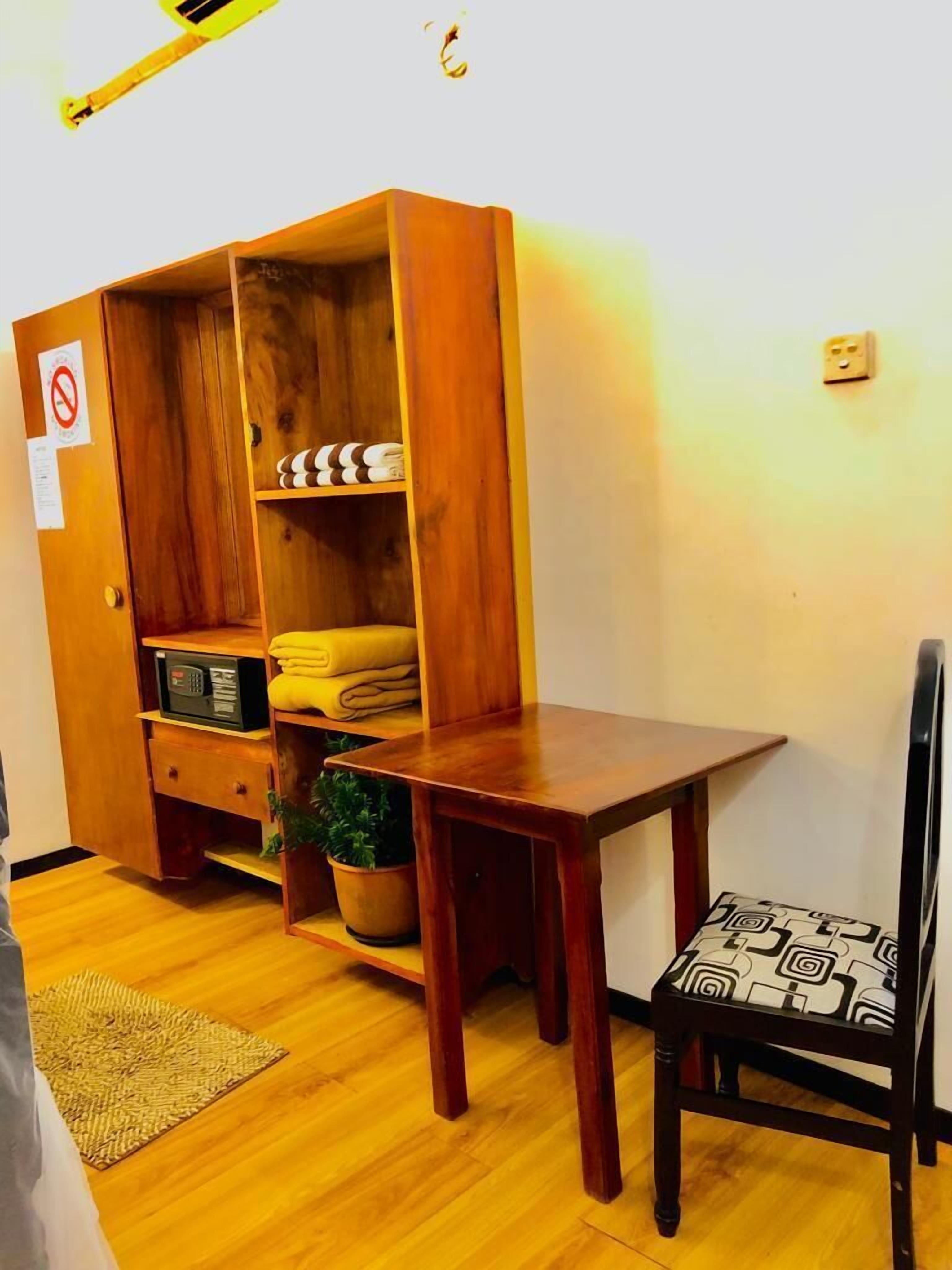 deluxe double room, 1 bedroom | 1 bedroom, premium bedding, minibar, in-room safe