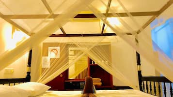 Deluxe Double Room, 1 Bedroom | Premium bedding, minibar, in-room safe, desk