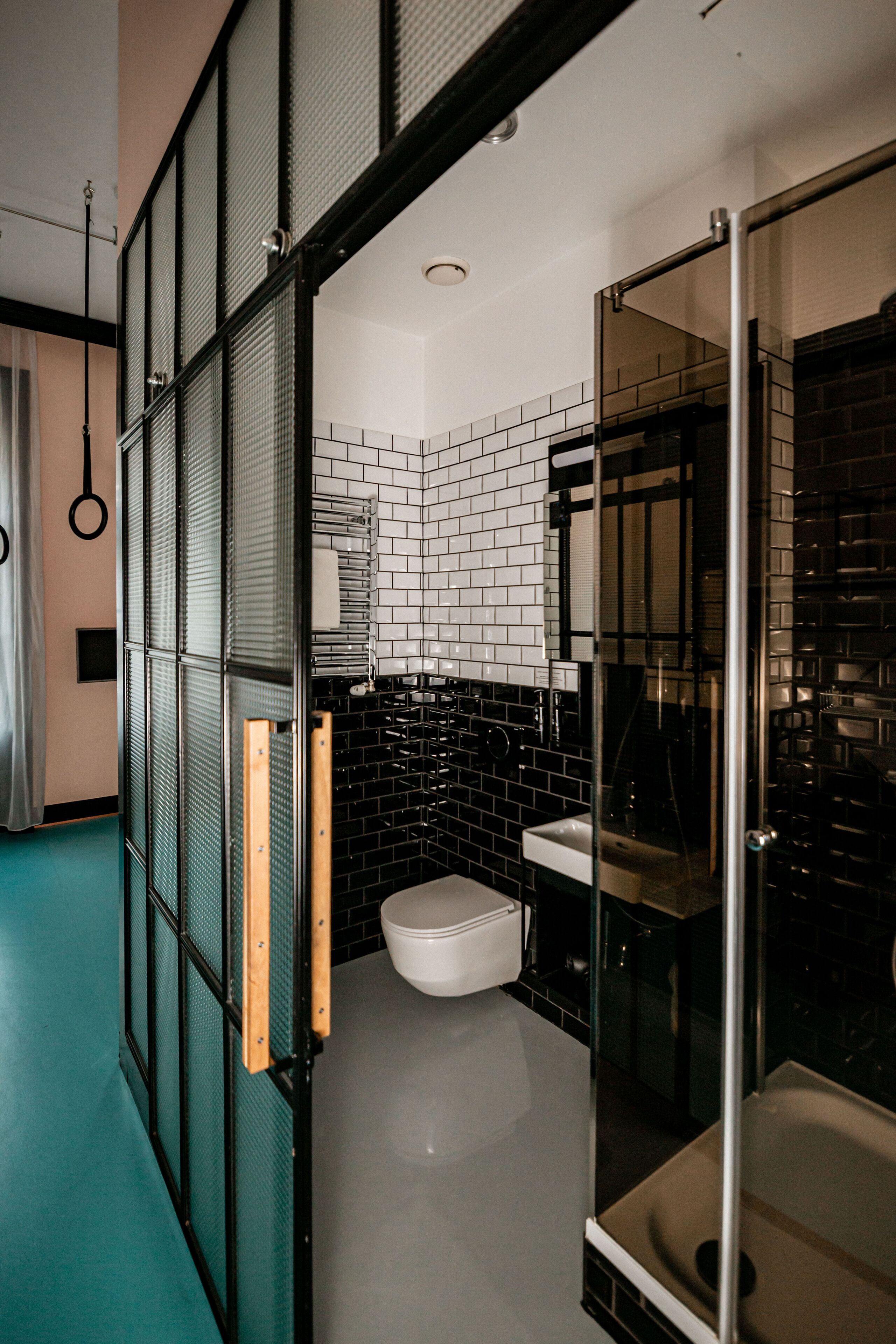black rum (large plus) | bathroom | shower, free toiletries, hair dryer, towels