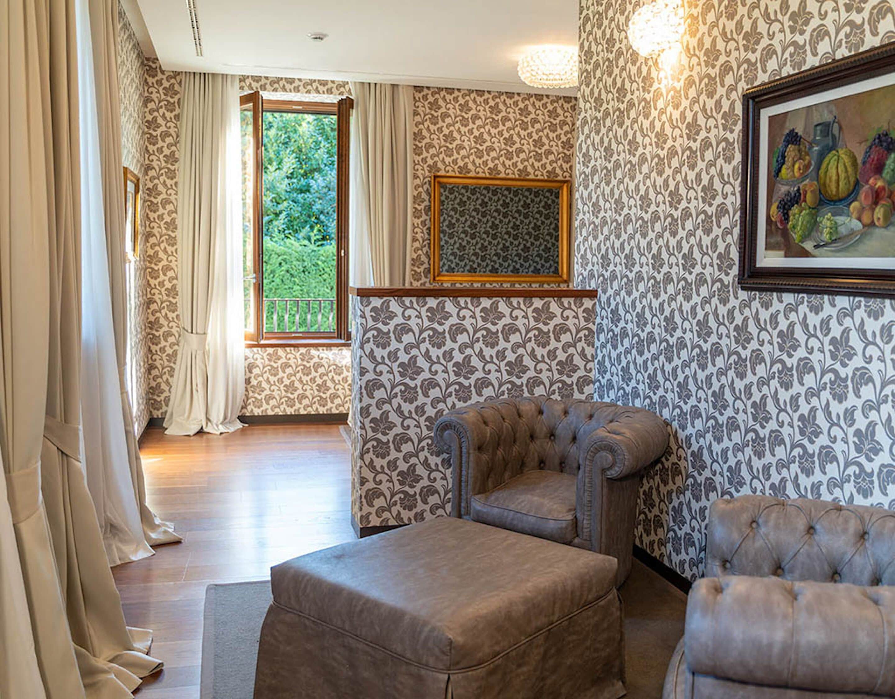 junior suite, vista parco | frette italian sheets, premium bedding, down duvets, memory-foam beds