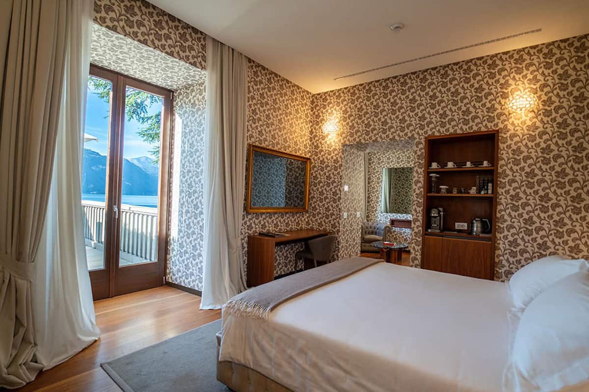 Suite, vista lago (private terrace) | 1 camera, lenzuola Frette, biancheria da letto di alta qualità