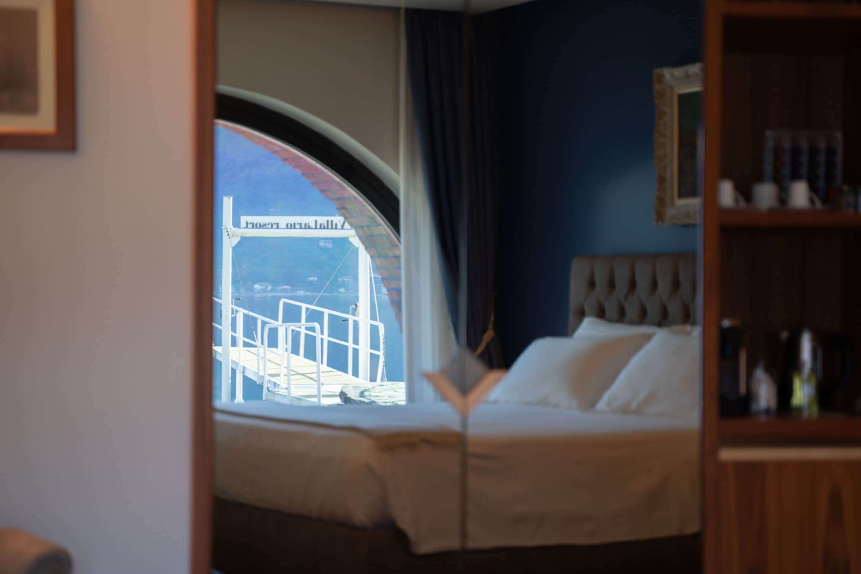 junior suite, lake view, annex building (private garden darsena) | frette italian sheets, premium bedding, down duvets, memory-foam beds