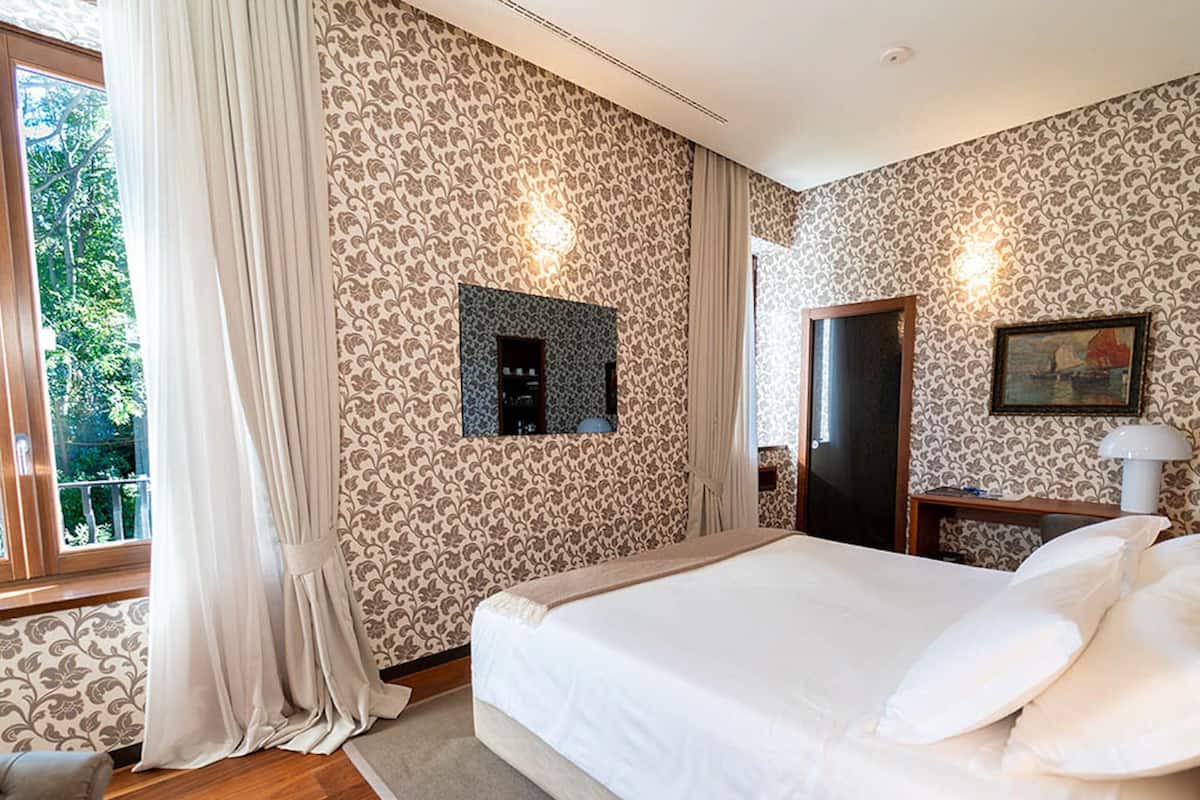 Camera Deluxe, Vista Montagna | 1 camera, lenzuola Frette, biancheria da letto di alta qualità