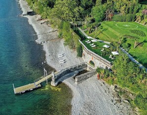 普通套房, 湖景, 附屬建築 (private garden Darsena) | 義大利 Frette 床單、高級寢具、羽絨被、記憶床墊