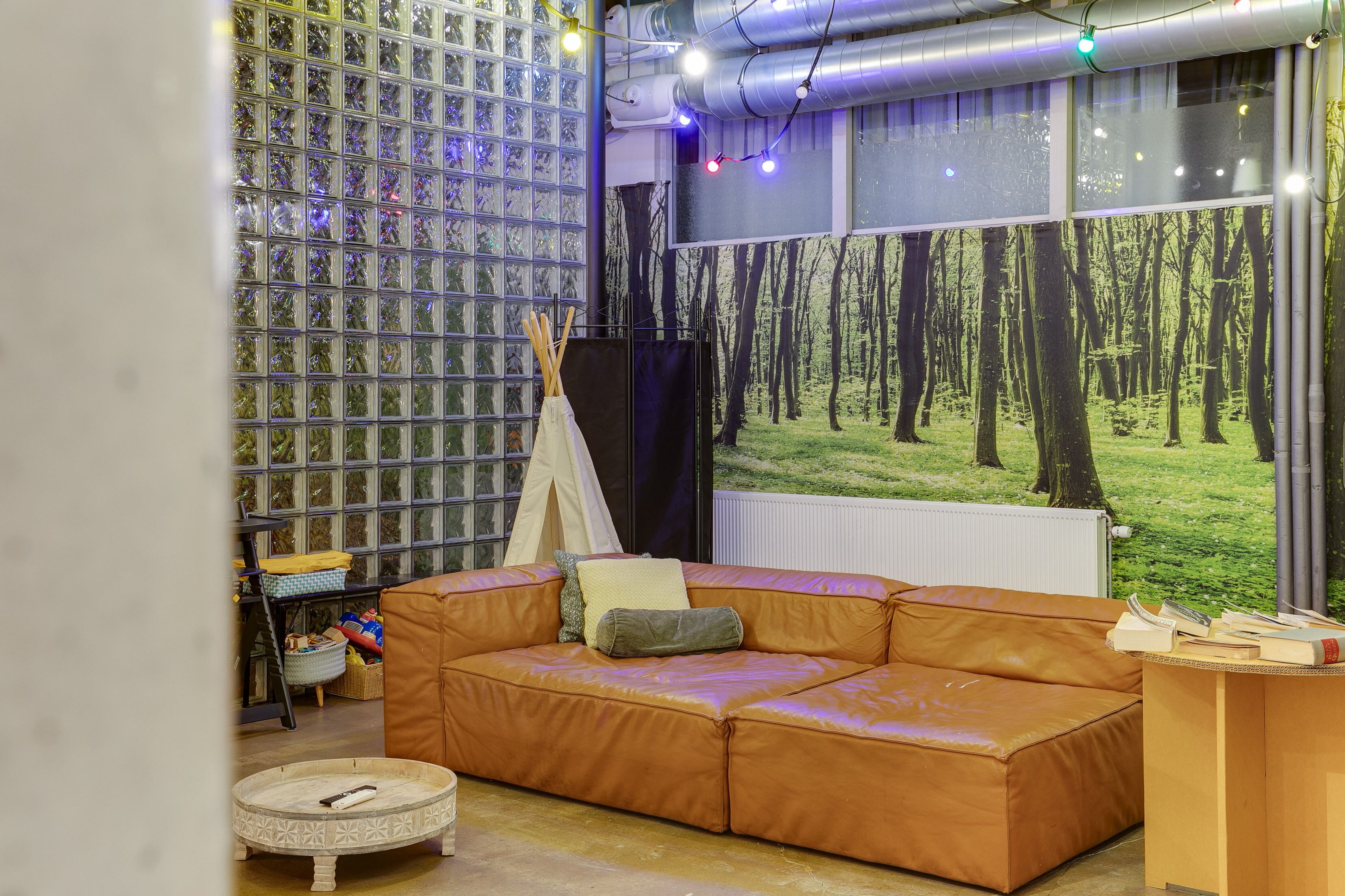 Área de estar no saguão