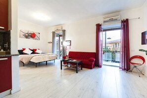 Studio, Balkon | Wohnzimmer