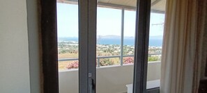 Huvila, 2 makuuhuonetta, merinäköala (Giorgos) | 2 makuuhuonetta, vauvansängyt, ilmainen Wi-Fi