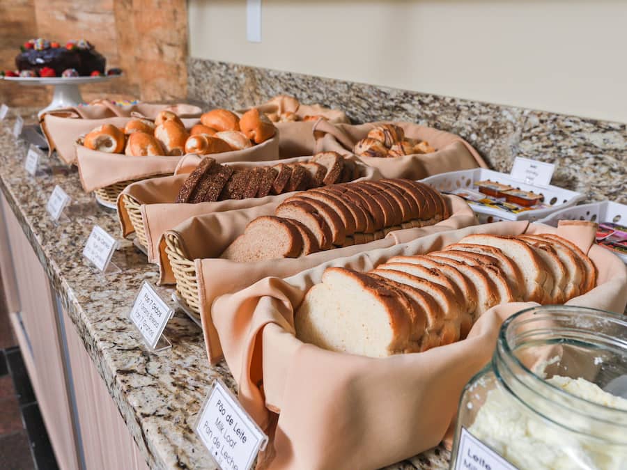 Colazione a buffet inclusa, servita tutte le mattine