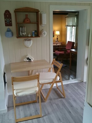 Essbereich im Zimmer