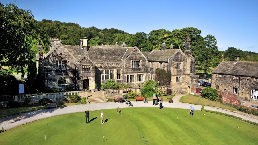 Woodsome Hall Golf Club Cottage on the Course