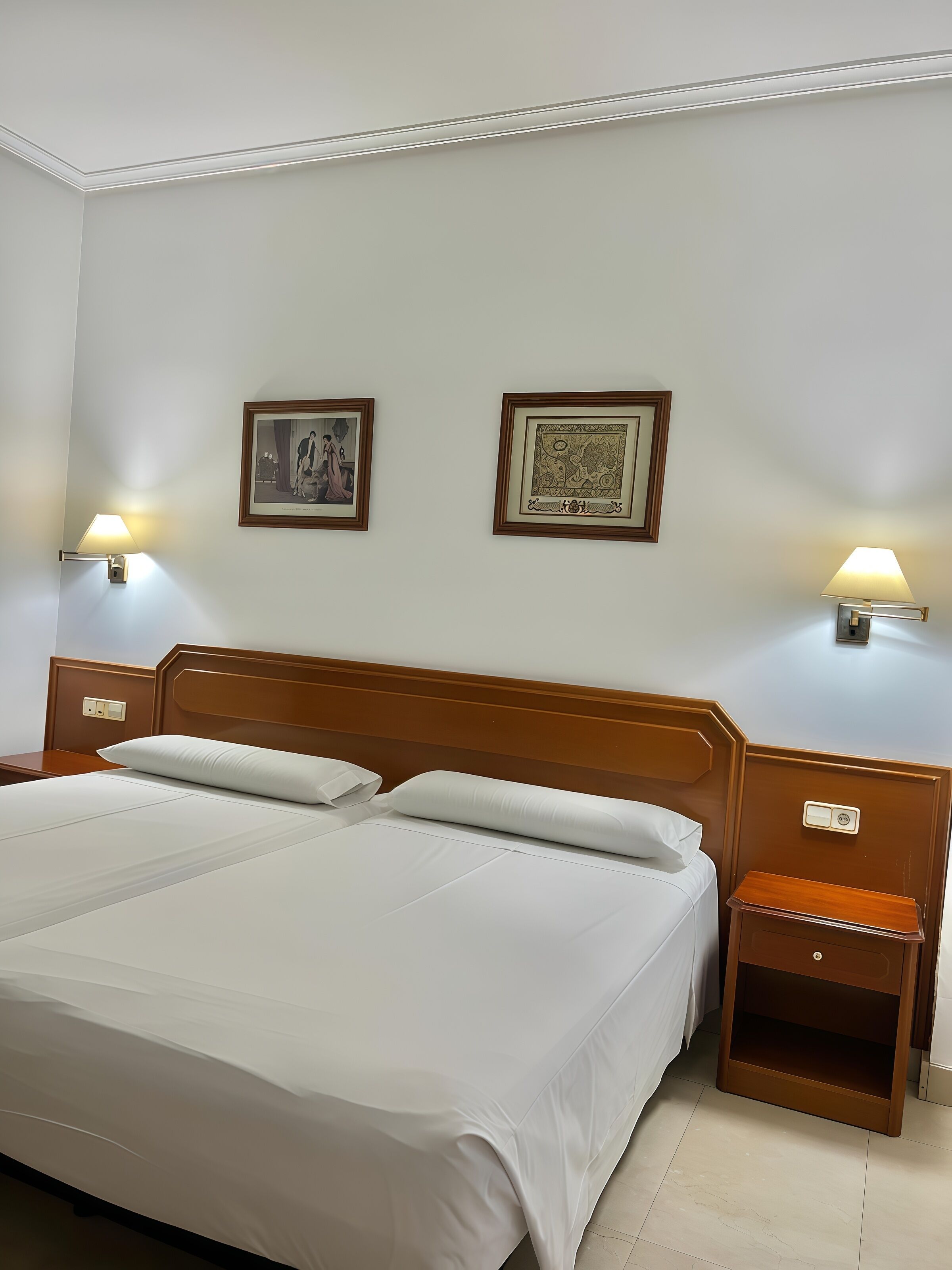 Photo - Hotel Humanes