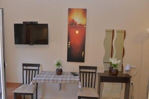 Superior Double Room - Midia Suites (Livadia)