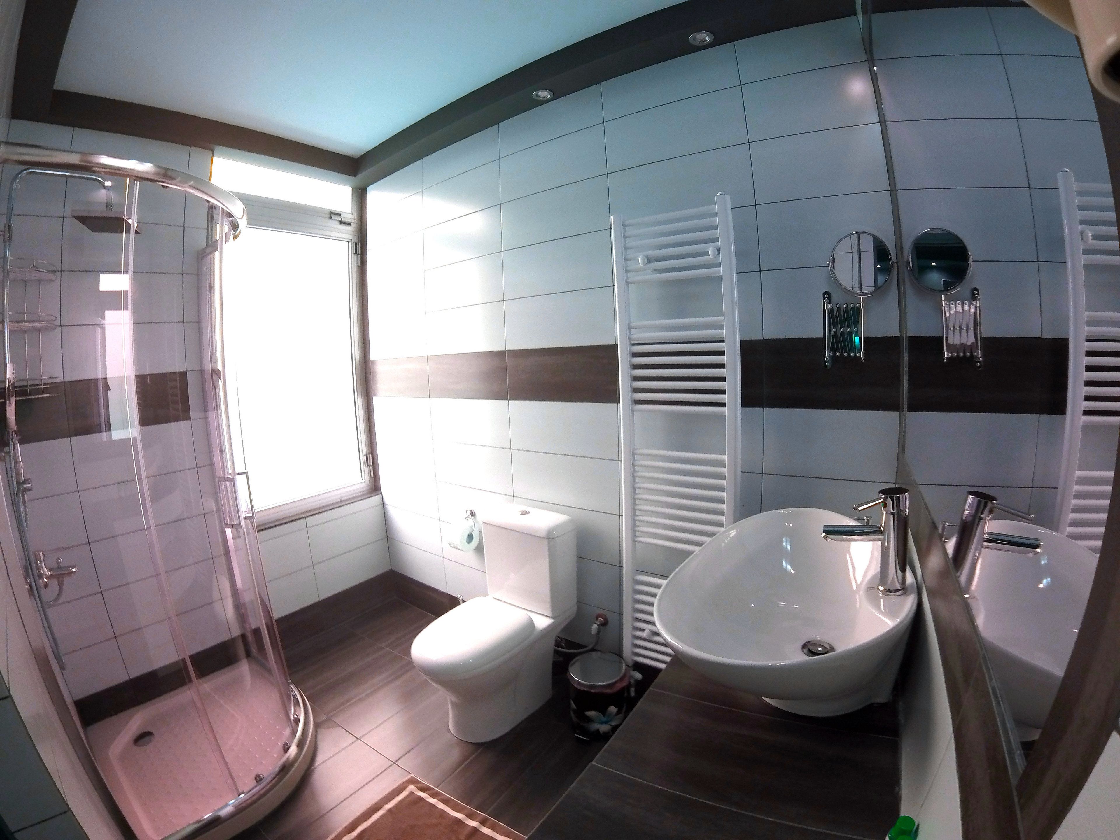 Bathroom shower