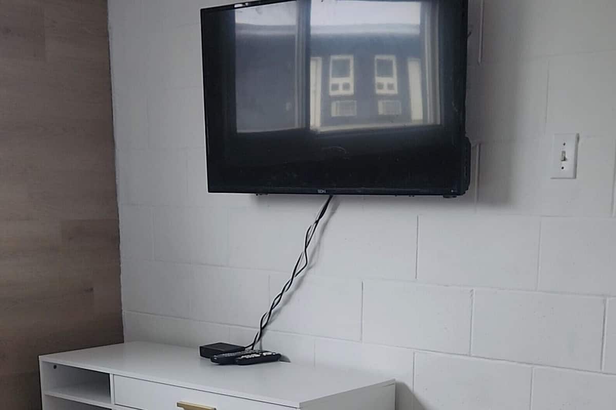 DĂ©cor unique, ameublement unique, bureau, rideaux dâobscurcissement