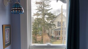 Room (Satin) | View from room - Blue Gables Bed and Breakfast (Niagara Falls)