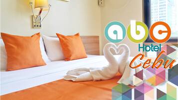 Superior Room, 1 King Bed | Minibar, in-room safe, desk, free WiFi