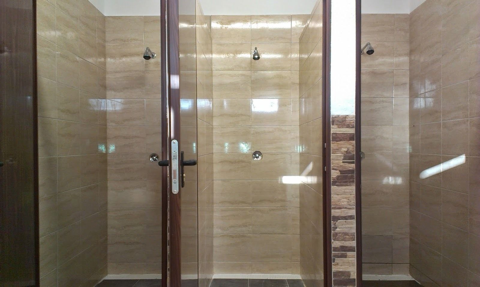 Badkamer met douche