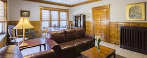 Deluxe Suite, 2 Bedrooms | Living room | TV
