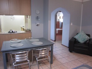 Maison, 4 chambres | Literie de qualité supérieure, coffres-forts dans les chambres