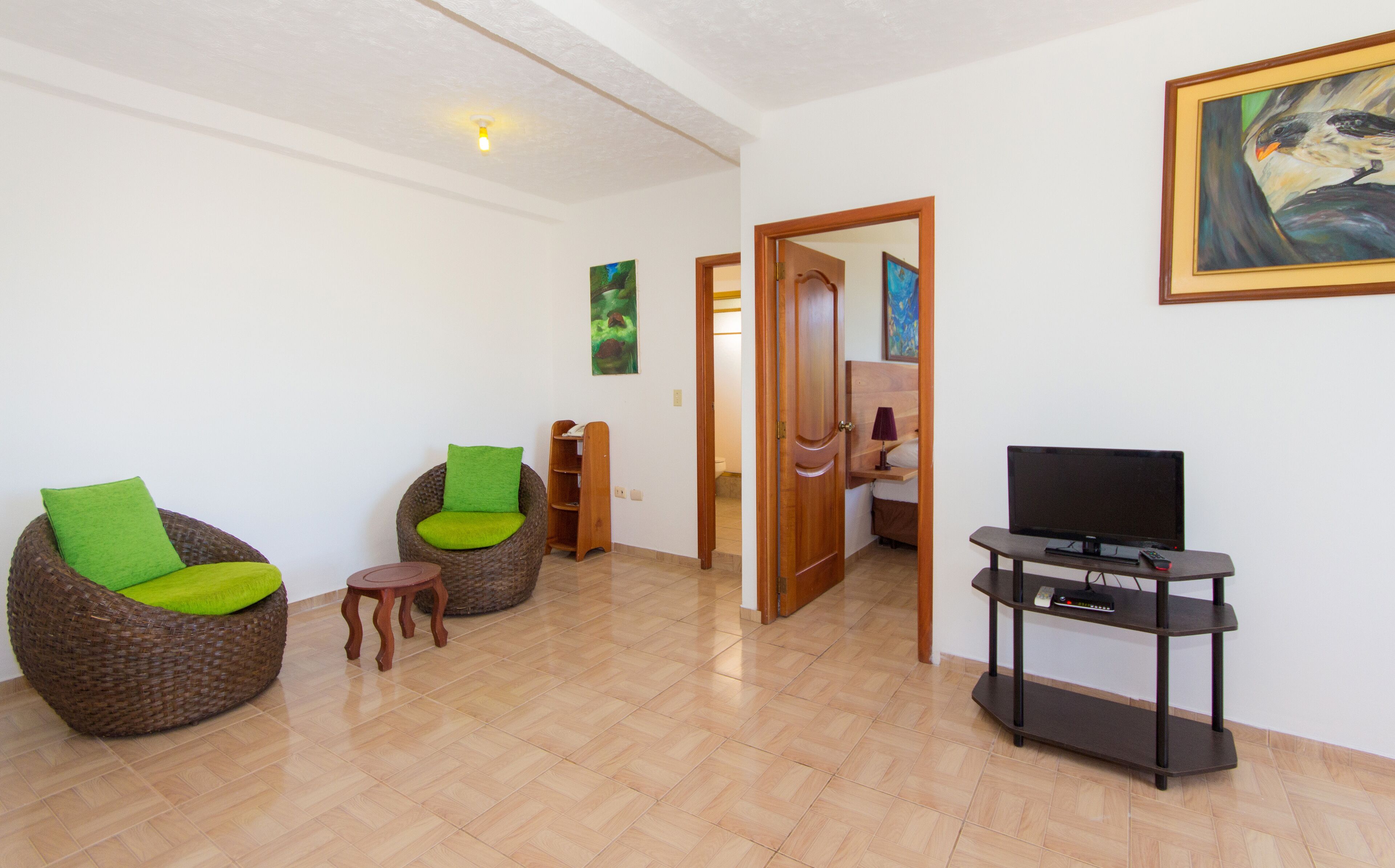 1 bedroom, down duvets, tempur-pedic beds, in-room safe