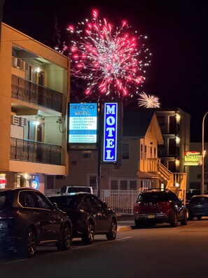 Overnatningsstedets facade