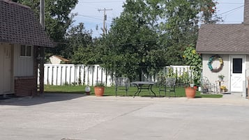 Enceinte de lâhĂ©bergement