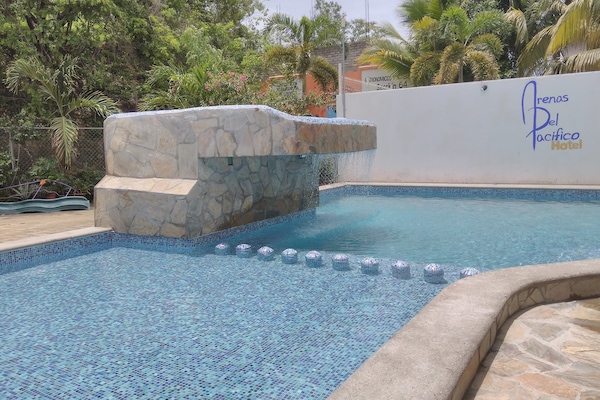 Piscina a l'aire lliure