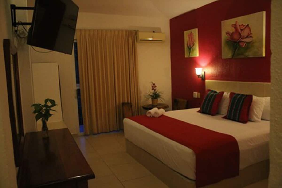 Junior Double Room, 1 King Bed