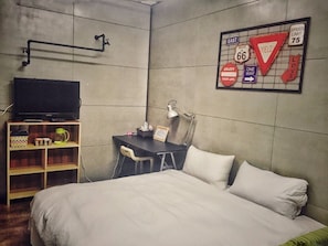 Double Room (6)