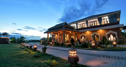 Bagan Emerald Hotel