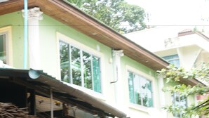 Ảnh chưa phân loại, 3 trong số 62 ảnh, nút