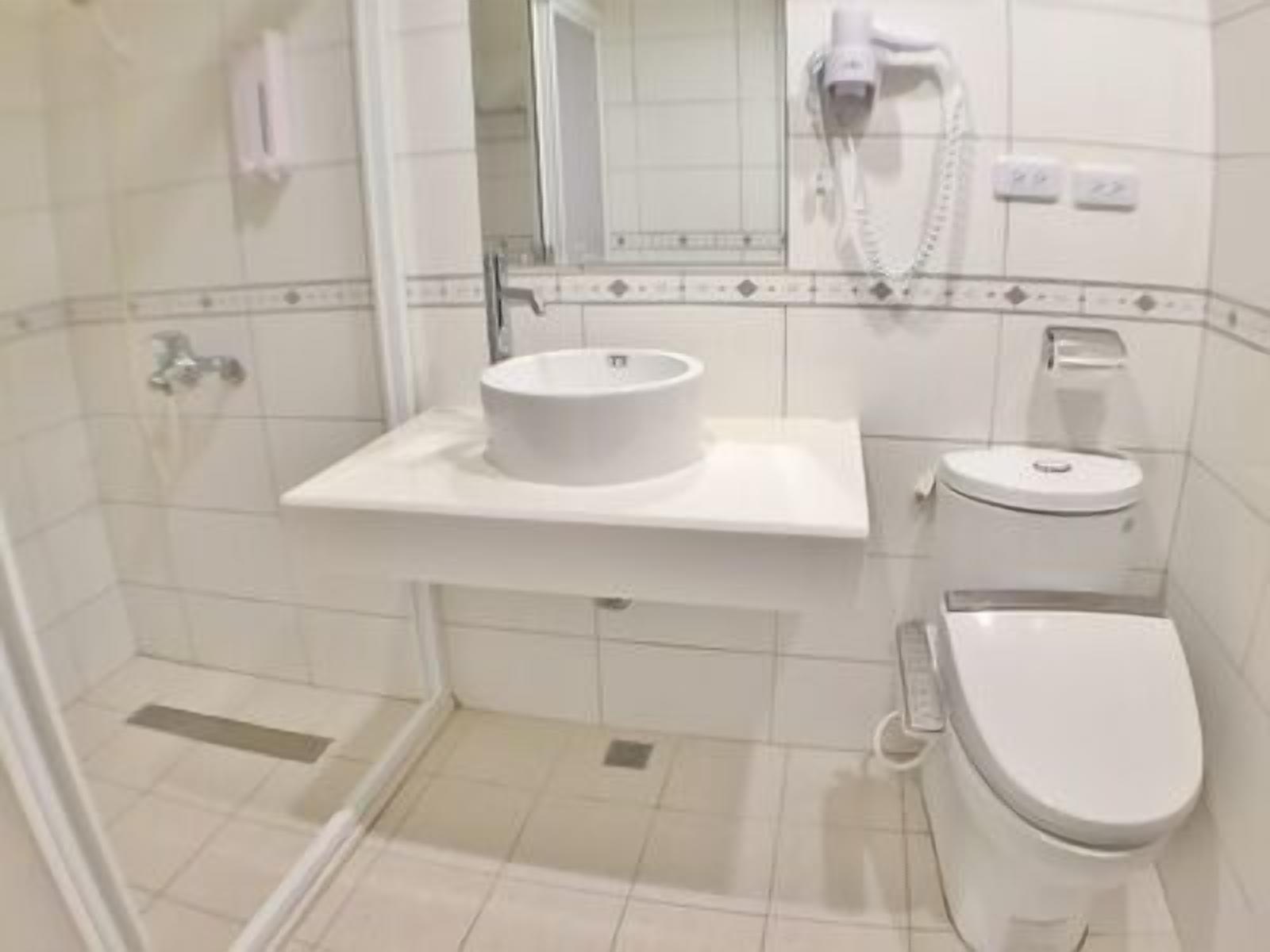 淋浴设施、免费洗浴用品、吹风机、坐浴桶