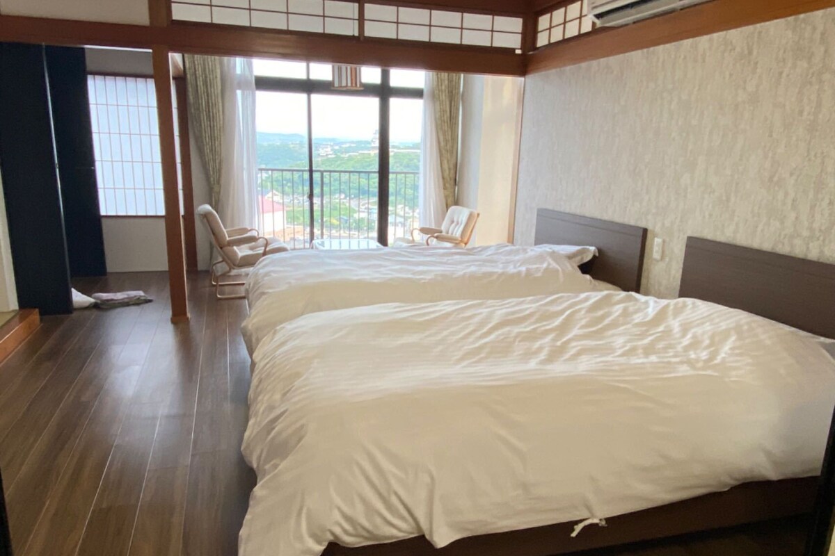 ตู้นิรภัยในห้องพัก, ผ้าปูที่นอน