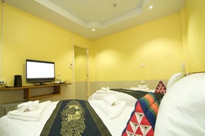 Standard Twin Room - UD Resort (Udon Thani)