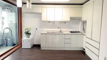 Habitación familiar | Cocina privada | Refrigerador y tetera eléctrica
