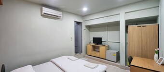 Freesia Saladaeng Silom Apartments