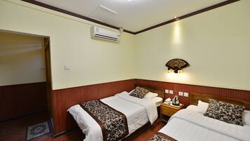 Chambre Standard avec lits jumeaux | Accès au Wi-Fi (inclus)