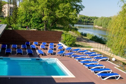 RiverSide - restaurant, hotel, beach