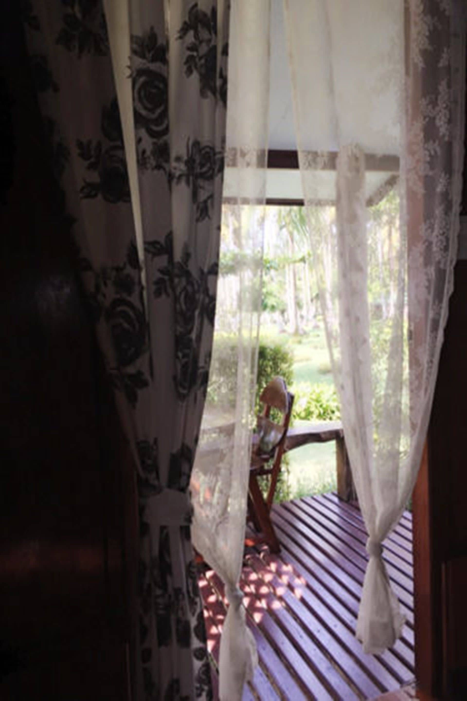 standard room (2 people)  | in-room safe, desk