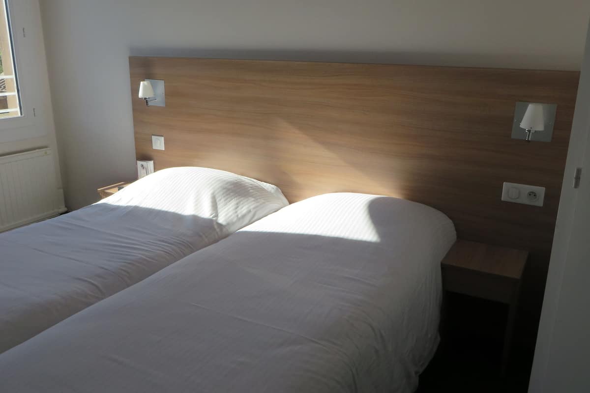 superior twin room, 2 single beds, garden view | premium bedding, desk, soundproofing, free wifi