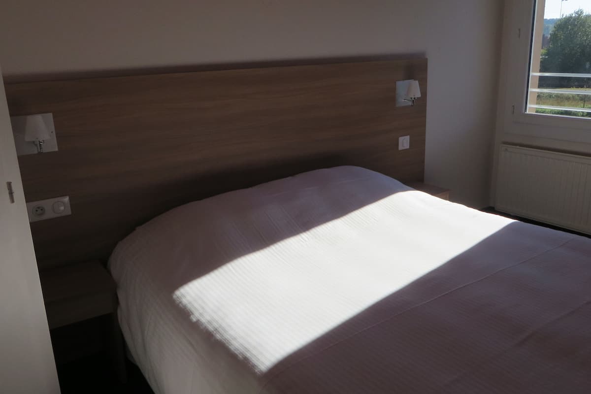 superior double room, 1 double bed, garden view | premium bedding, desk, soundproofing, free wifi