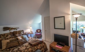 Standard Double Room, Ensuite (Leaf Room) - Stone Haus Bed & Breakfast (Hermann)