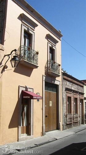 Hostal Casa Castillo Bed & Breakfast