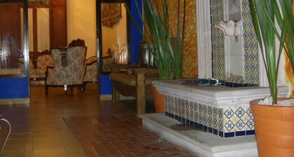Hostal Casa Castillo Bed & Breakfast