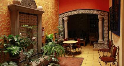 Hostal Casa Castillo Bed & Breakfast