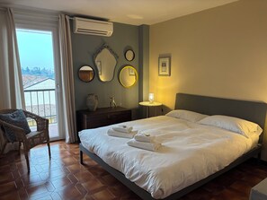 Leilighet (Tosca, Via Dietro Filippini 19) | Skrivebord for bærbar PC, wi-fi (inkludert) og sengetøy