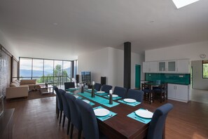 로비 좌석 공간