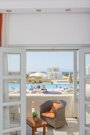 Superior Suite, Sea View | Terrace/patio - Sun and Moon Villas (Naxos)