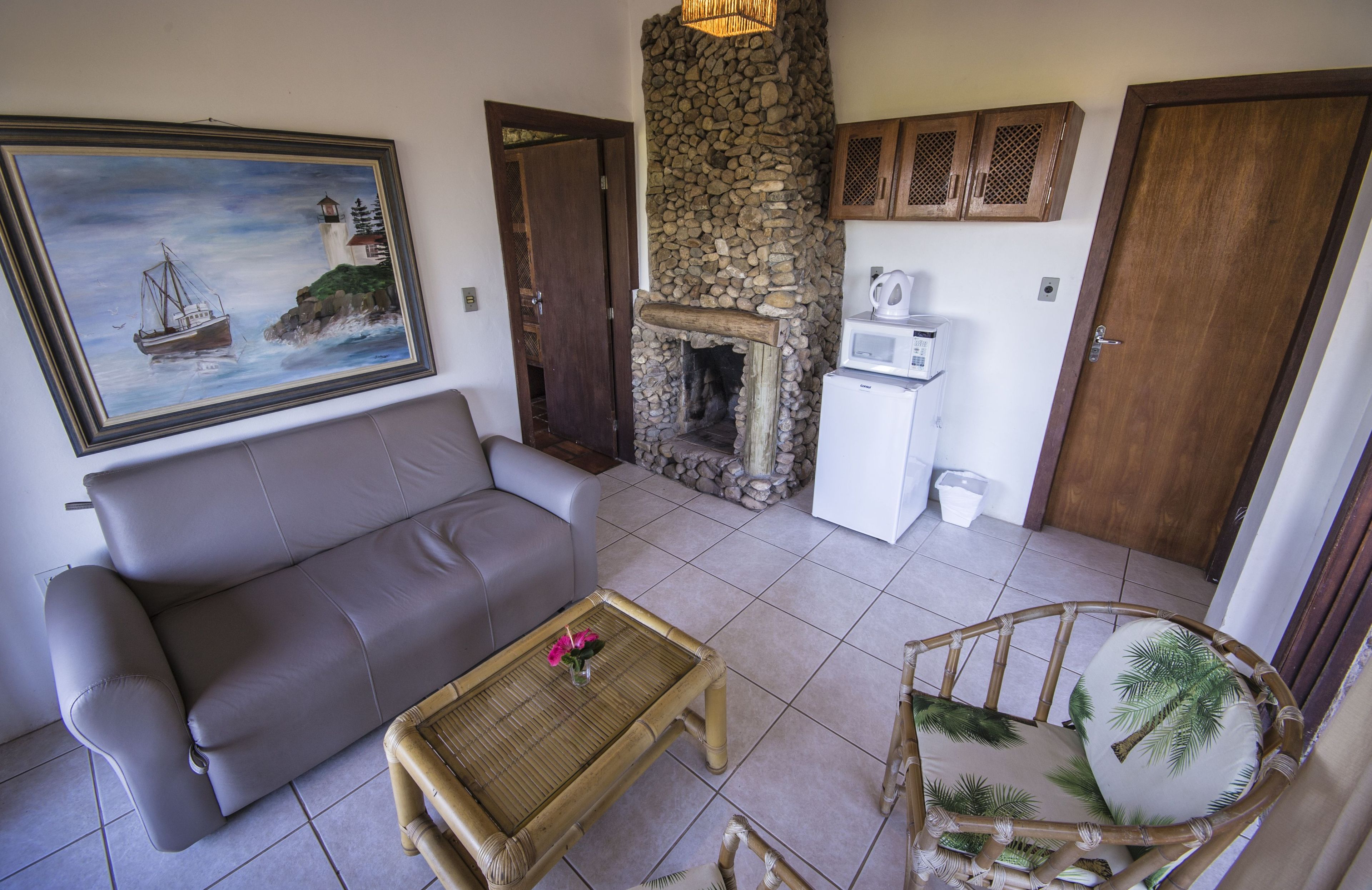 studio (orquídea) | living room | tv